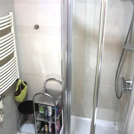 Anna, Center Lägenhet *