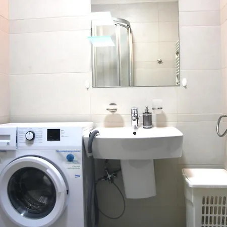 Anna, Center Lägenhet