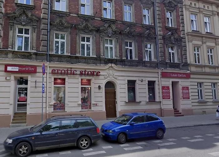 Anna, Center كراكوفيا